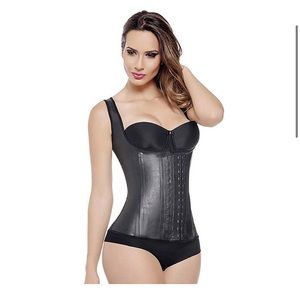 Waist trainer for women